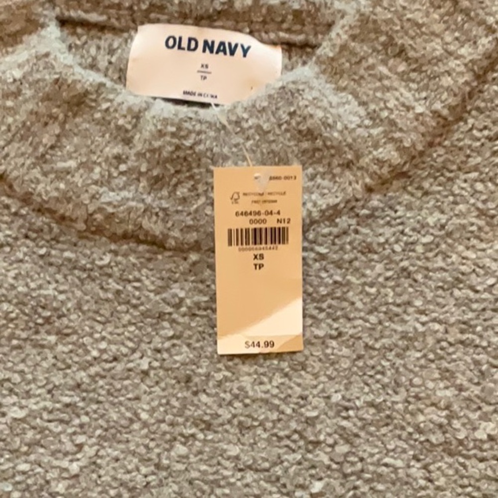 Sweater - Picture 4 of 4